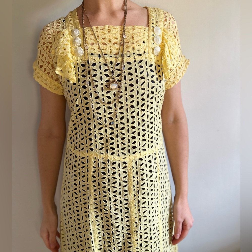 Authentic 1930s Cotton Day Dress - Picture 2 of 10